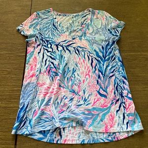 Lilly Pulitzer V Neck Tee
